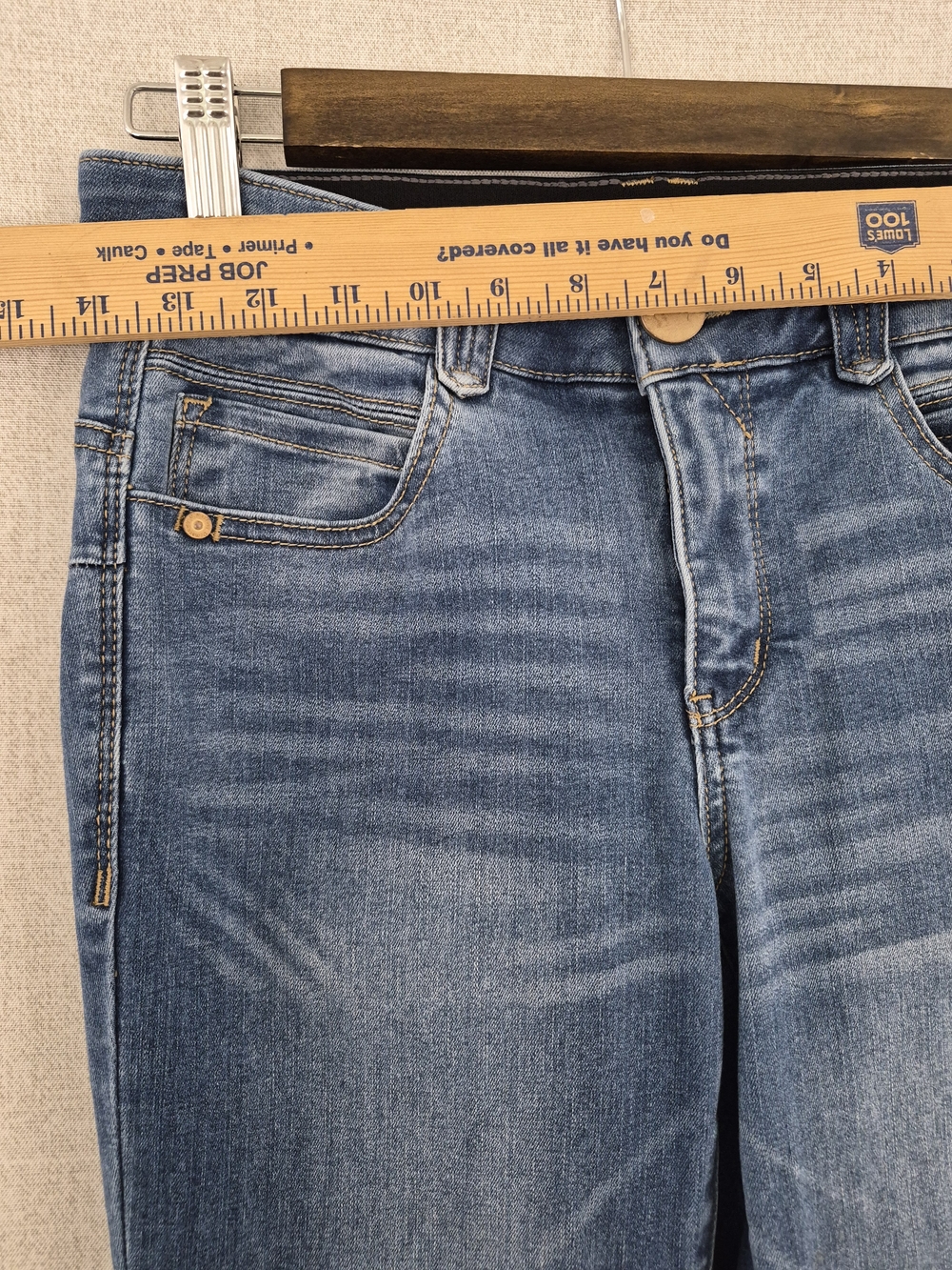 Democracy “Ab”solution jeans in a classic medium/light blue wash. SKU0267 - Picture 4 of 16